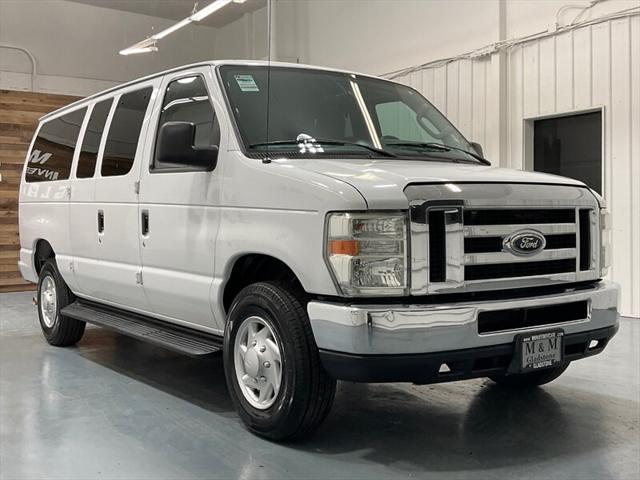 2014 Ford E-350 Super Duty XLT