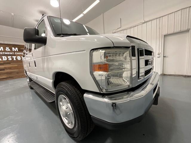 2014 Ford E-350 Super Duty XLT