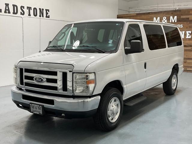 2014 Ford E-350 Super Duty XLT