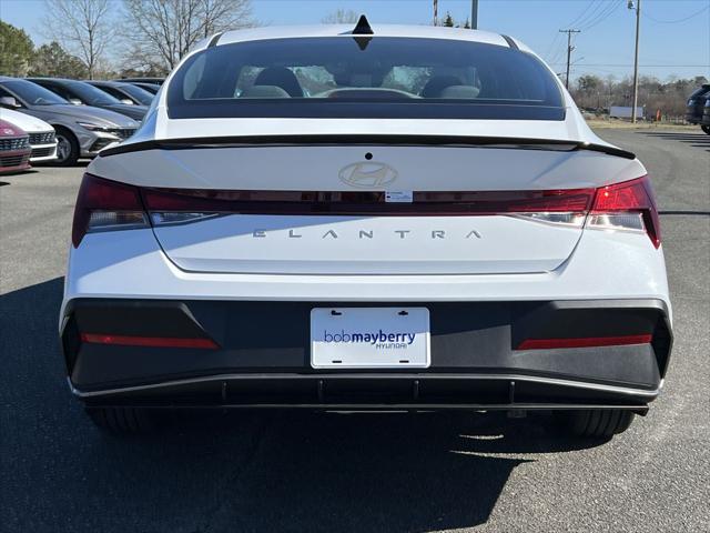 2025 Hyundai Elantra SEL Sport