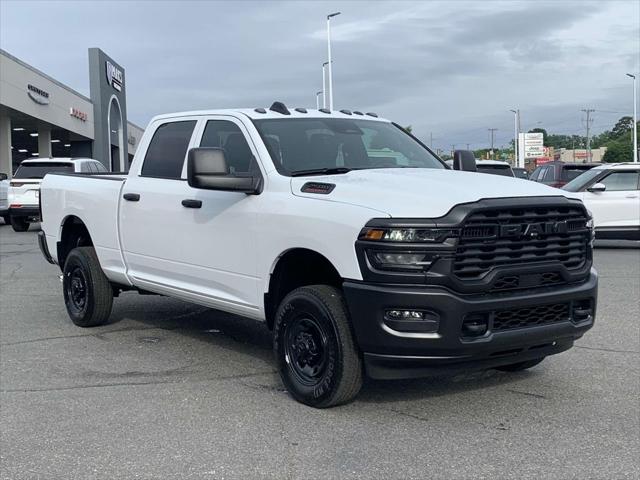 2025 RAM Ram 2500 RAM 2500 TRADESMAN CREW CAB 4X4 64 BOX
