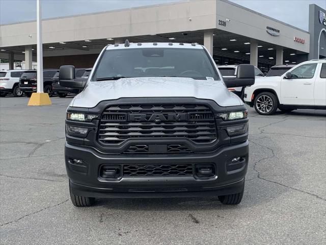 2025 RAM Ram 2500 RAM 2500 TRADESMAN CREW CAB 4X4 64 BOX