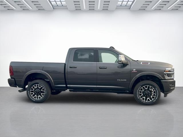 2025 RAM Ram 2500 RAM 2500 LIMITED LONGHORN CREW CAB 4X4 64 BOX