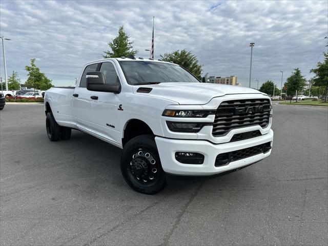 2025 RAM Ram 3500 RAM 3500 BIG HORN CREW CAB 4X4 8 BOX