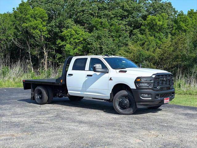 2025 RAM Ram 3500 Chassis Cab RAM 3500 TRADESMAN CREW CAB CHASSIS 4X4 60 CA