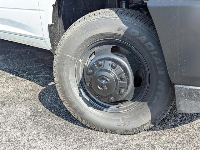 2025 RAM Ram 3500 Chassis Cab RAM 3500 TRADESMAN CREW CAB CHASSIS 4X4 60 CA