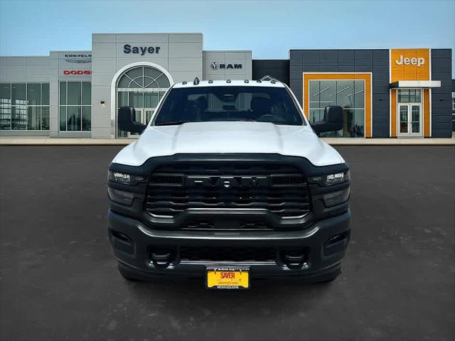2025 RAM Ram 3500 Chassis Cab RAM 3500 TRADESMAN CREW CAB CHASSIS 4X4 60 CA 2025 RAM Ram 3500 Chassis Cab RAM 3500 TRADESMAN CREW CAB CHASSIS 4X4 60 CA