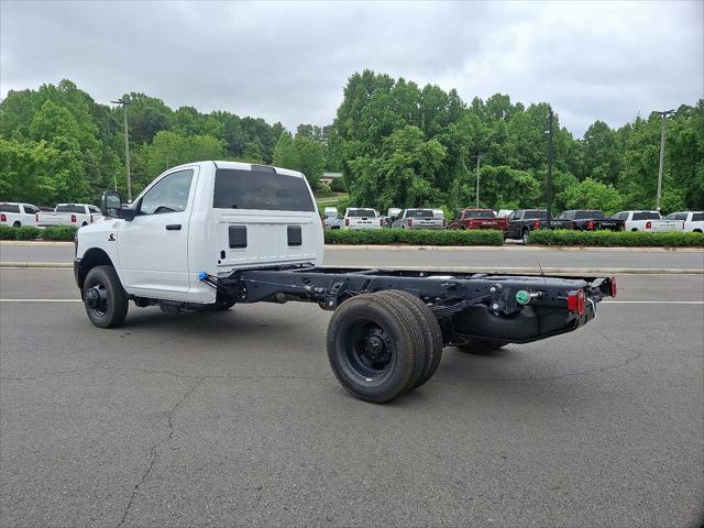 2025 RAM Ram 3500 Chassis Cab RAM 3500 TRADESMAN CHASSIS REGULAR CAB 4X4 84 CA
