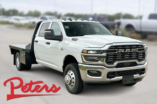 2025 RAM Ram 3500 Chassis Cab RAM 3500 TRADESMAN CREW CAB CHASSIS 4X4 60 CA