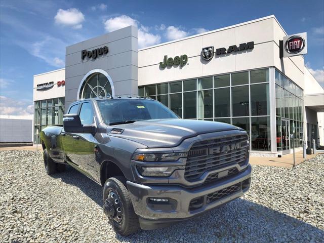 2025 RAM Ram 3500 RAM 3500 BIG HORN CREW CAB 4X4 8 BOX