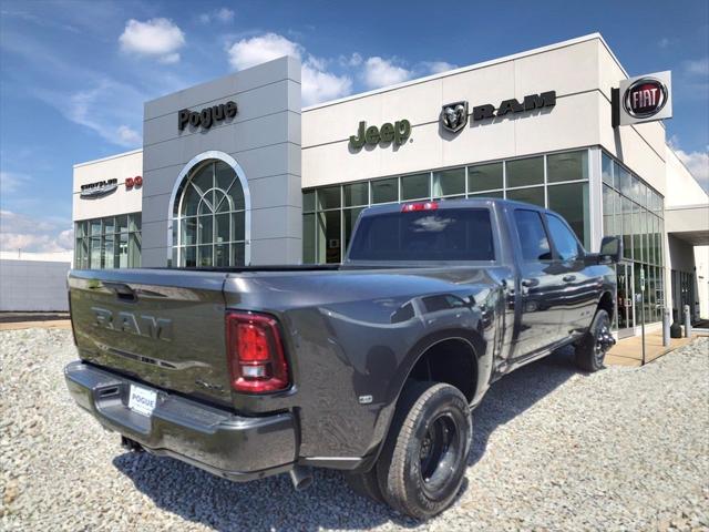 2025 RAM Ram 3500 RAM 3500 BIG HORN CREW CAB 4X4 8 BOX