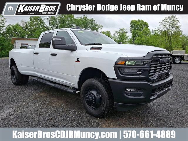 2025 RAM Ram 3500 RAM 3500 TRADESMAN CREW CAB 4X4 8 BOX