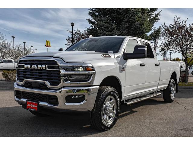 2025 RAM Ram 3500 RAM 3500 TRADESMAN CREW CAB 4X4 8 BOX