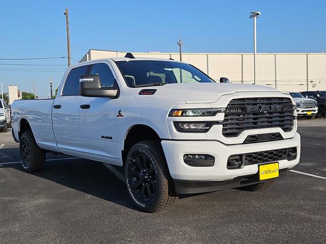 2025 RAM Ram 3500 RAM 3500 LONE STAR CREW CAB 4X4 8 BOX