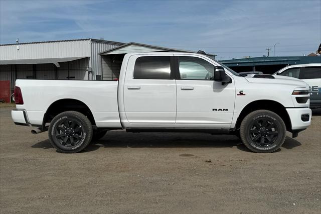 2025 RAM Ram 3500 RAM 3500 LARAMIE CREW CAB 4X4 64 BOX