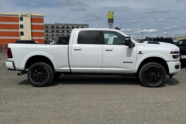 2025 RAM Ram 3500 RAM 3500 LIMITED CREW CAB 4X4 64 BOX