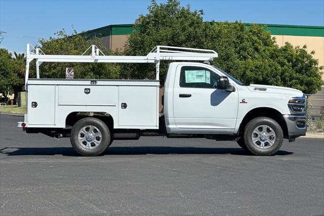 2025 RAM Ram 3500 Chassis Cab RAM 3500 TRADESMAN CHASSIS REGULAR CAB 4X2 60 CA
