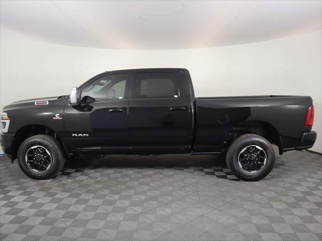 2025 RAM Ram 3500 RAM 3500 LARAMIE CREW CAB 4X4 64 BOX