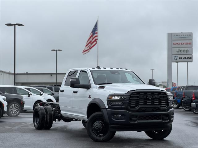 2025 RAM Ram 5500 Chassis Cab RAM 5500 TRADESMAN CHASSIS CREW CAB 4X4 60 CA