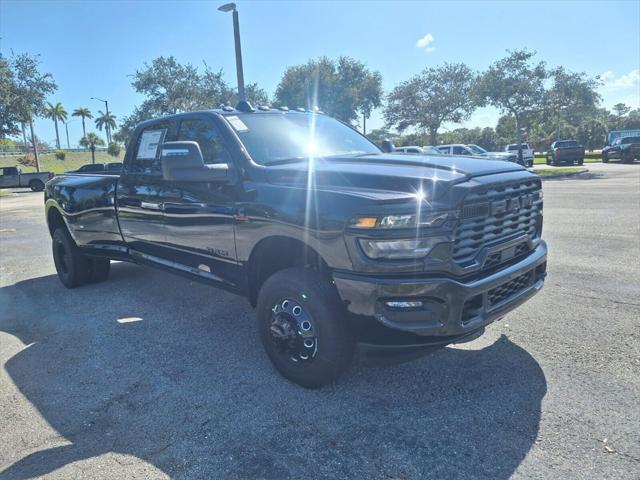 2025 RAM Ram 3500 RAM 3500 BIG HORN CREW CAB 4X4 8 BOX