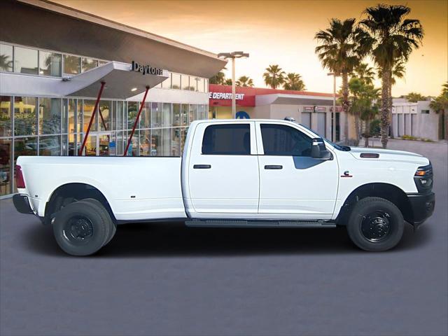 2025 RAM Ram 3500 RAM 3500 TRADESMAN CREW CAB 4X4 8 BOX