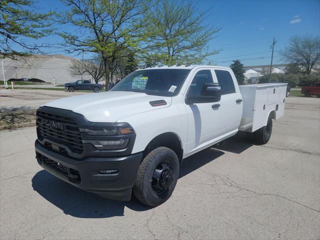 2025 RAM Ram 3500 Chassis Cab RAM 3500 TRADESMAN CREW CAB CHASSIS 4X4 60 CA
