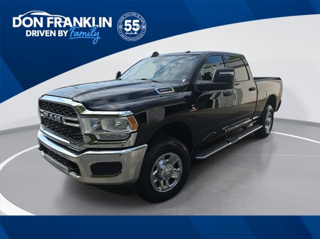 2024 RAM 3500 Tradesman Crew Cab 4x4 64 Box
