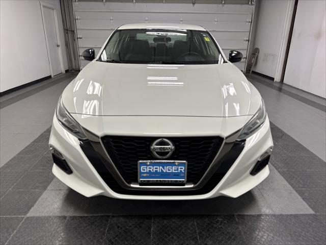 2022 Nissan Altima SR FWD
