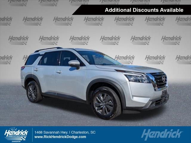 2023 Nissan Pathfinder SV 4WD