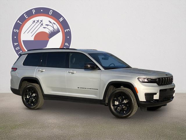 2025 Jeep Grand Cherokee GRAND CHEROKEE L ALTITUDE X 4X2