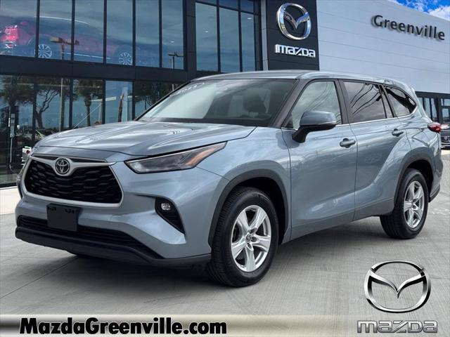 2023 Toyota Highlander LE