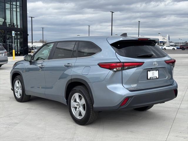 2023 Toyota Highlander LE