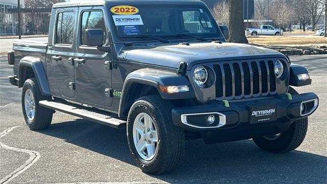 2022 Jeep Gladiator Sport S 4x4