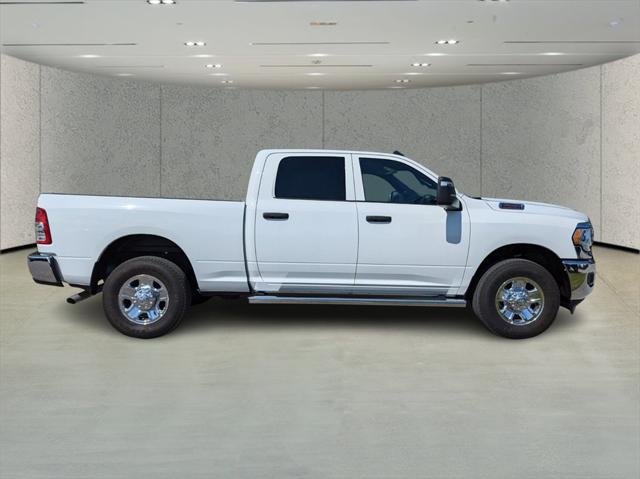 2023 RAM 2500 Tradesman Crew Cab 4x2 64 Box