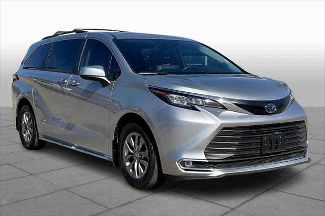 2023 Toyota Sienna XLE