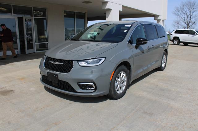 2025 Chrysler Pacifica PACIFICA SELECT