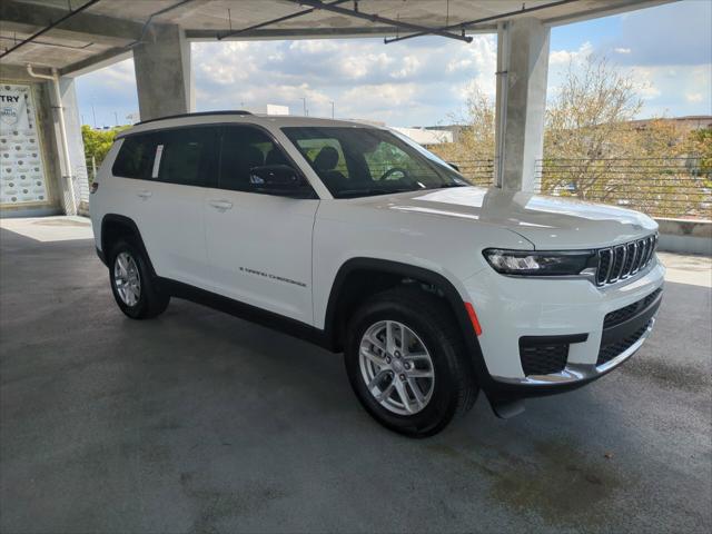 2025 Jeep Grand Cherokee L Laredo 4x2