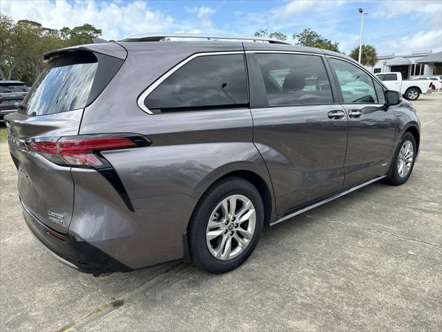 2021 Toyota Sienna Limited