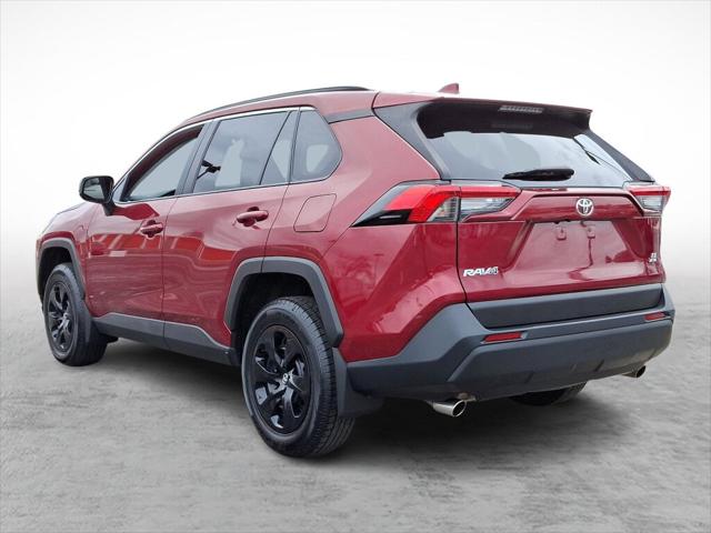 2020 Toyota RAV4 LE