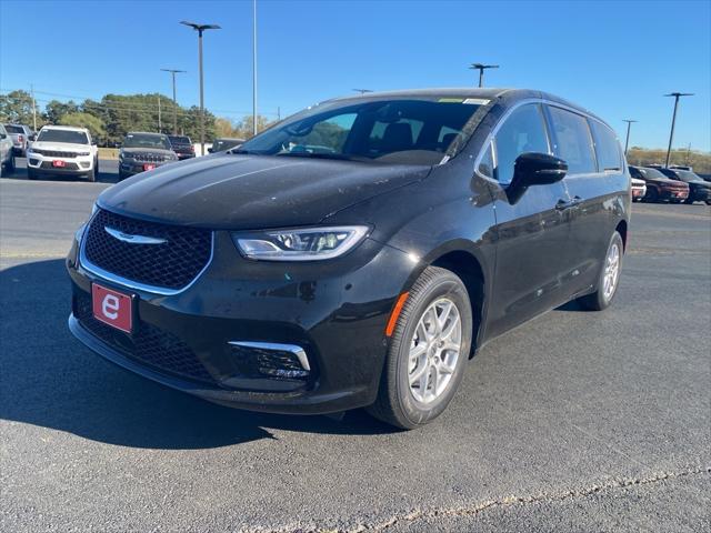 2025 Chrysler Pacifica PACIFICA SELECT