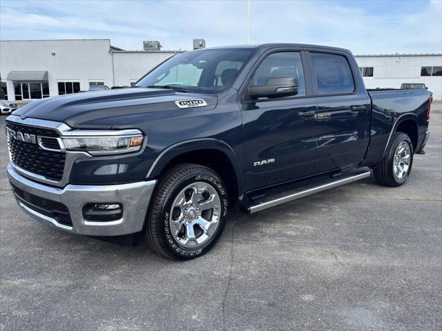 2025 RAM Ram 1500 RAM 1500 BIG HORN CREW CAB 4X4 64 BOX