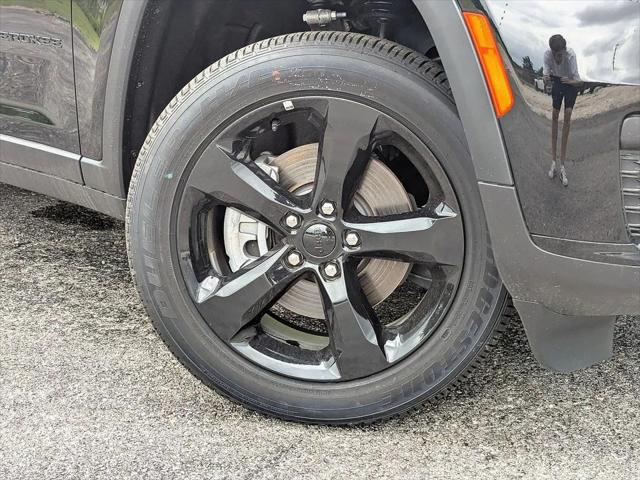 2025 Jeep Grand Cherokee GRAND CHEROKEE L ALTITUDE X 4X4