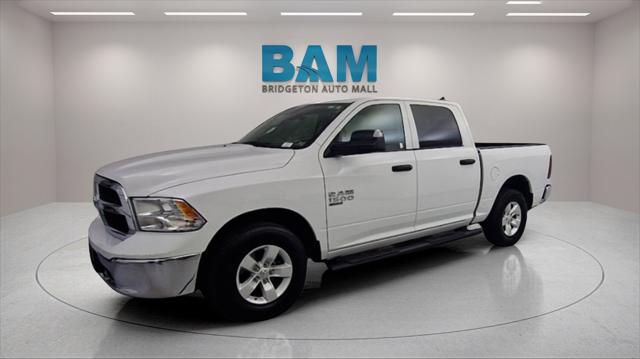 2022 RAM 1500 Classic SLT Crew Cab 4x4 57 Box 2022 RAM 1500 Classic SLT Crew Cab 4x4 57 Box