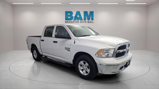2022 RAM 1500 Classic SLT Crew Cab 4x4 57 Box 2022 RAM 1500 Classic SLT Crew Cab 4x4 57 Box