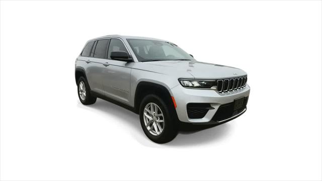 2024 Jeep Grand Cherokee Laredo X 4x4