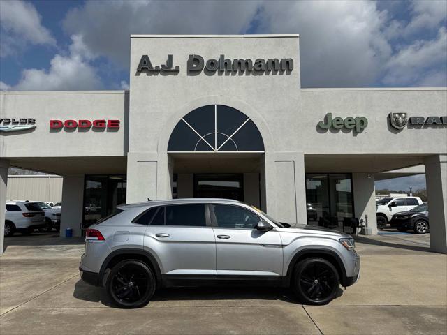 2023 Volkswagen Atlas Cross Sport 2.0T SE w/Technology