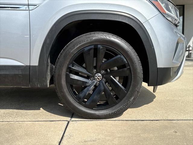 2023 Volkswagen Atlas Cross Sport 2.0T SE w/Technology