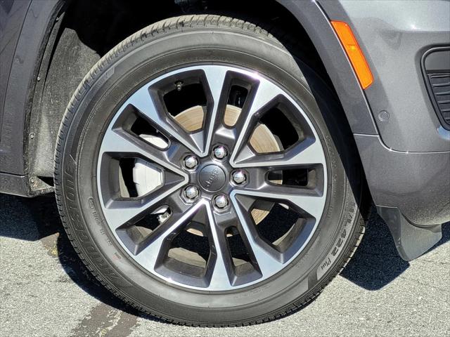 2025 Jeep Grand Cherokee Overland 4x4