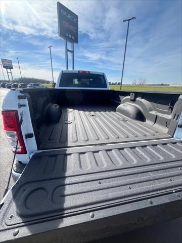 2022 RAM 3500 Big Horn Crew Cab 4x4 8 Box
