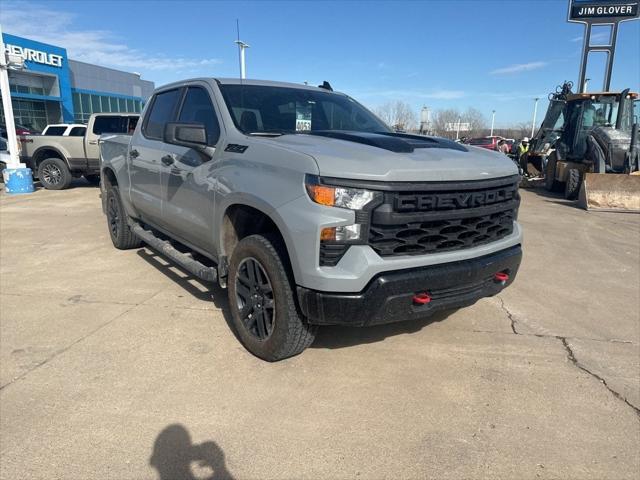 2024 Chevrolet Silverado 1500 4WD Crew Cab Short Bed Custom Trail Boss